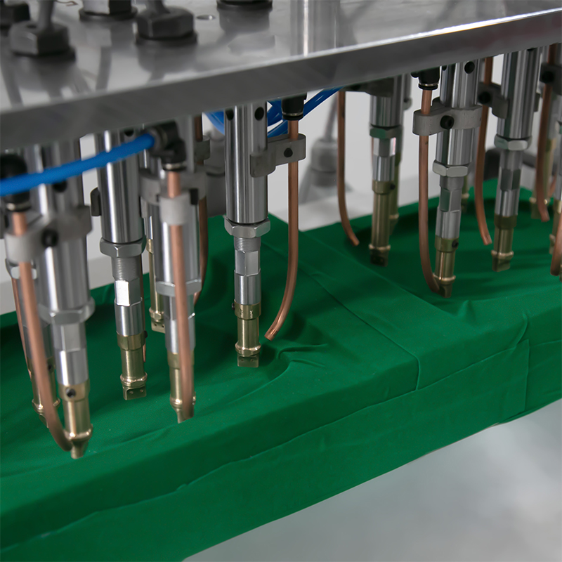 Servo Hot Melt Welding Machine And Mold